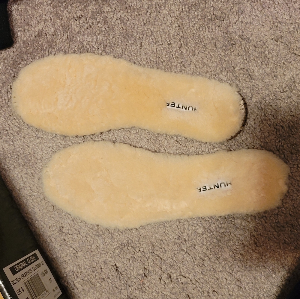 Hunter boots shearling inserts